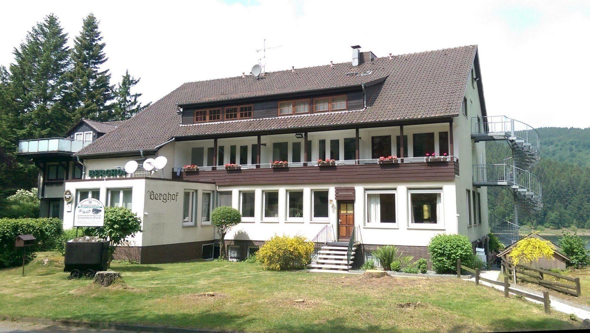 Hotel Berghof Am See Lautenthal Exterior foto