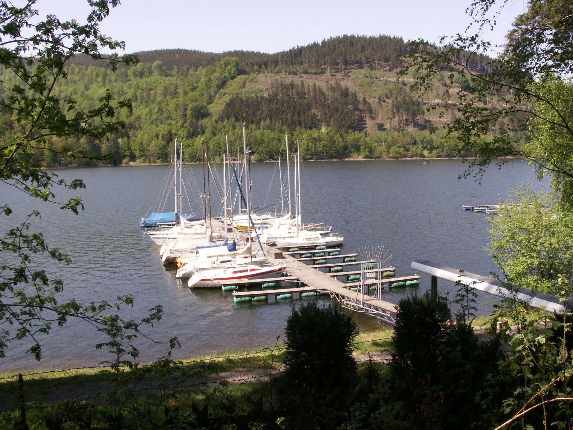 Hotel Berghof Am See Lautenthal Exterior foto